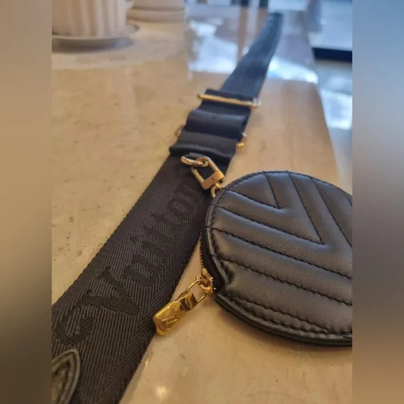 Louis Vuittton New Wave Multi Pouchette full inclusion - Picture 7 of 16